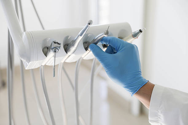 Professional Teeth Whitening technician working in Glencoe, IL
